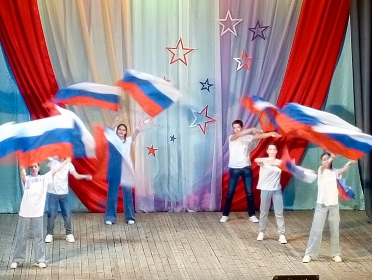 Концертная программа «ОТВАГА, МУЖЕСТВО И ЧЕСТЬ» состоялась в Ильинском Доме культуры .. Концертная программа «ОТВАГА, МУЖЕСТВО И ЧЕСТЬ» состоялась в Ильинском Доме культуры ..