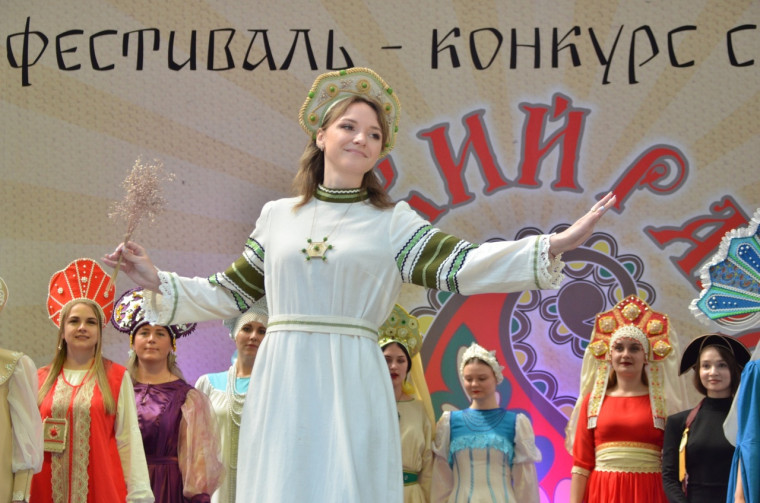 Творческая работа Ильинского района была представлена в яркой запоминающейся акции «Губернский кокошник» на Губернском разгуляе. Творческая работа Ильинского района была представлена в яркой запоминающейся акции «Губернский кокошник» на Губернском разгуляе.